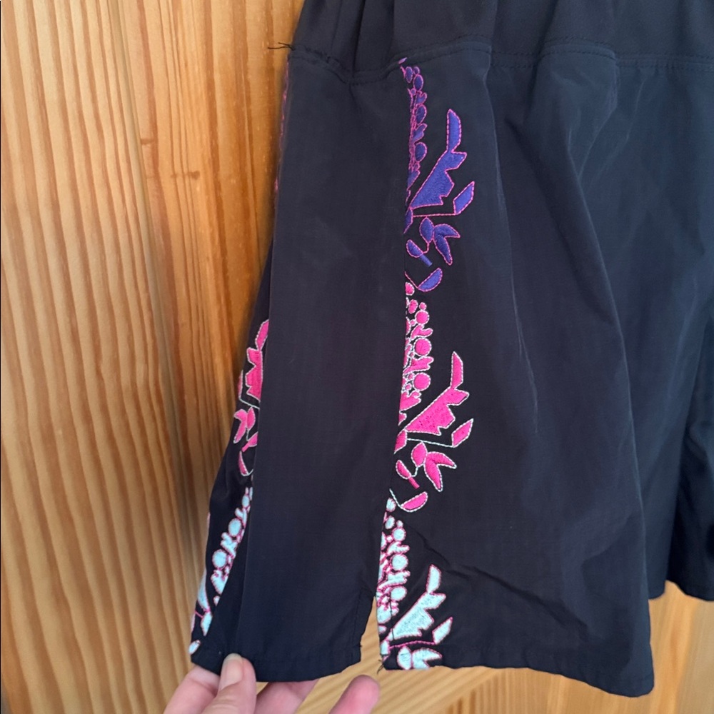 Free People movement Shorts with Embroidery - Picture 3 of 6